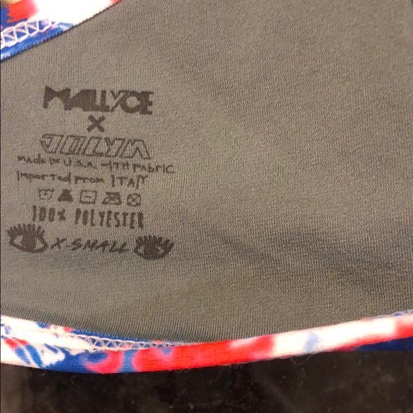 JOLYN AMERIX VENT TOP - Picture 3 of 3